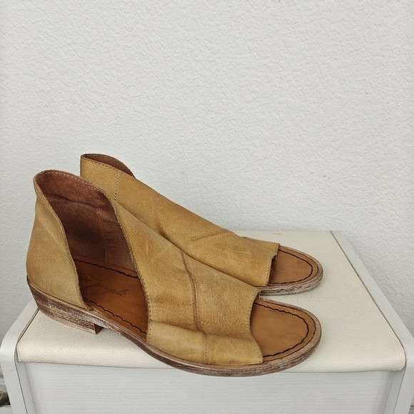 Free People Mont Blanc D’Orsays Sandal Shoe Brown Slip On Women's 7 US Flat - Picture 6 of 15